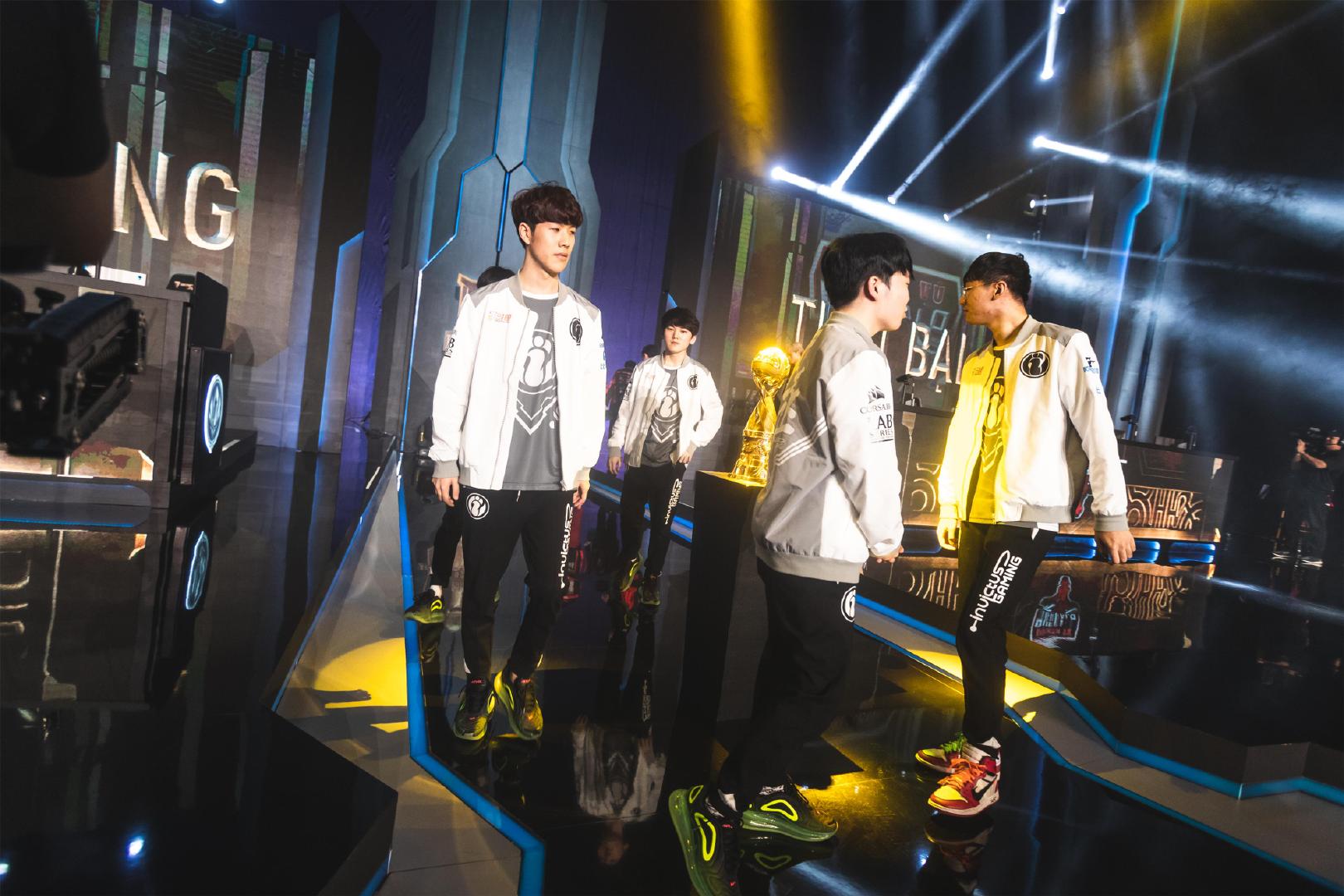 Ninjas in Pyjamas vs LNG赛前数据前瞻：双方中单的发挥至关重要